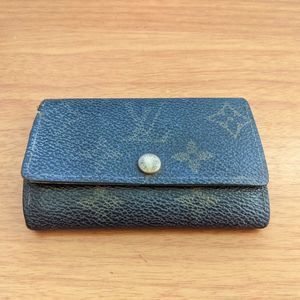 Louis Vuitton Monogram Key Holder/Wallet #912***